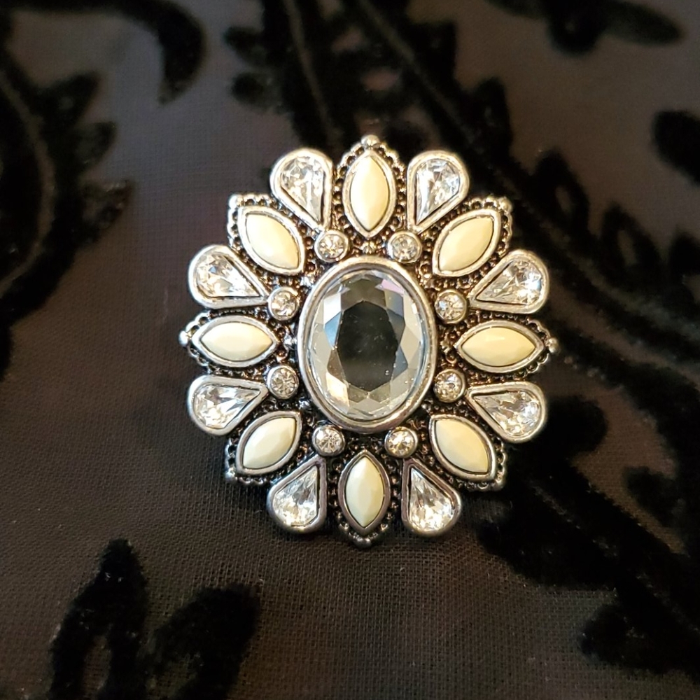 Lia Sophia ring